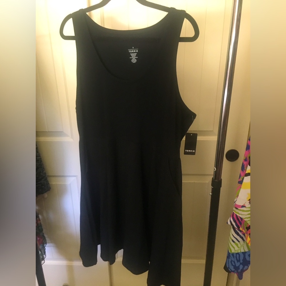 Torrid Mini Foxy Skater Dress w/ pockets Size 3 NWT
